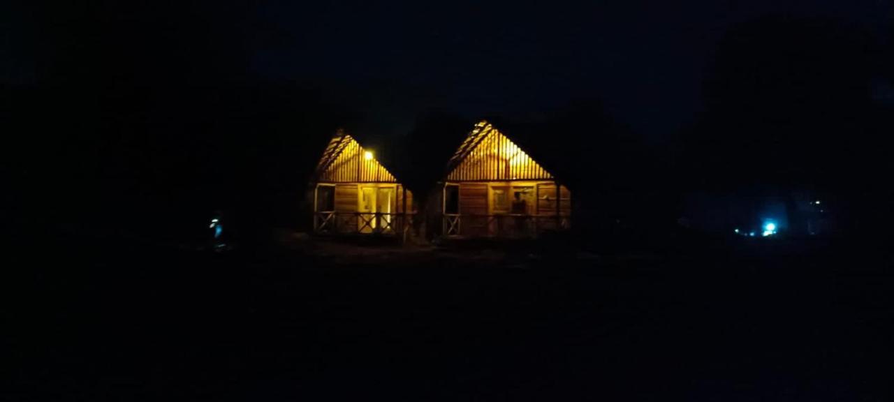 Banana Tree Home Stay 亨比 外观 照片