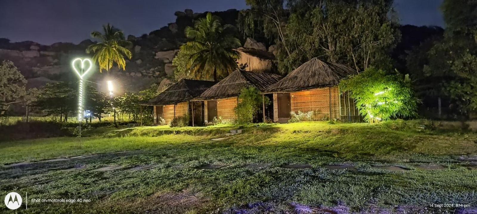 Banana Tree Home Stay 亨比 外观 照片